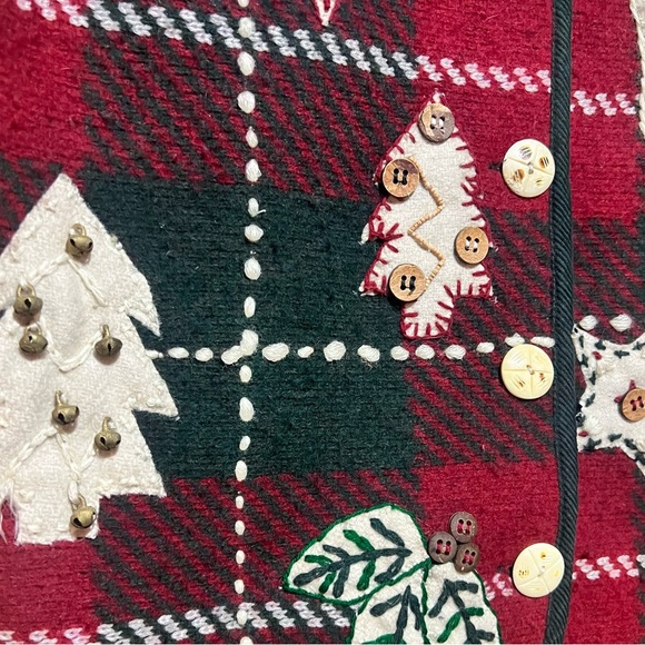Vintage Plaid Christmas Vest - Picture 2 of 6
